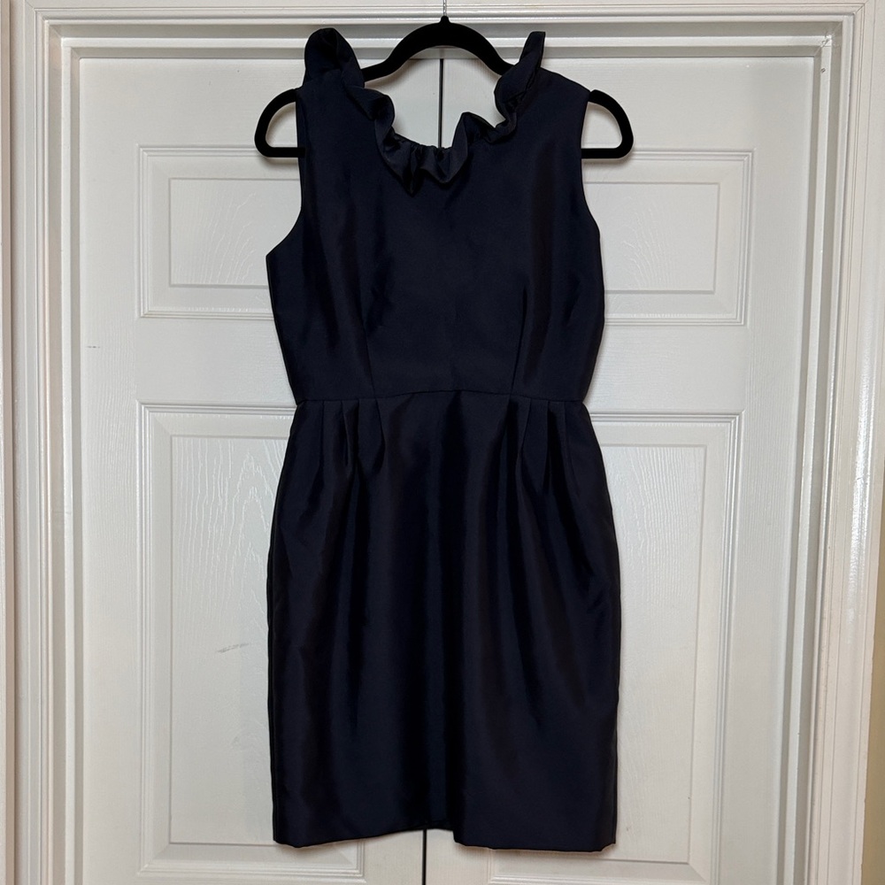 Camilyn Beth Classic Navy Ruffle Collar Button Back Sleeveless Dress- Size 6
